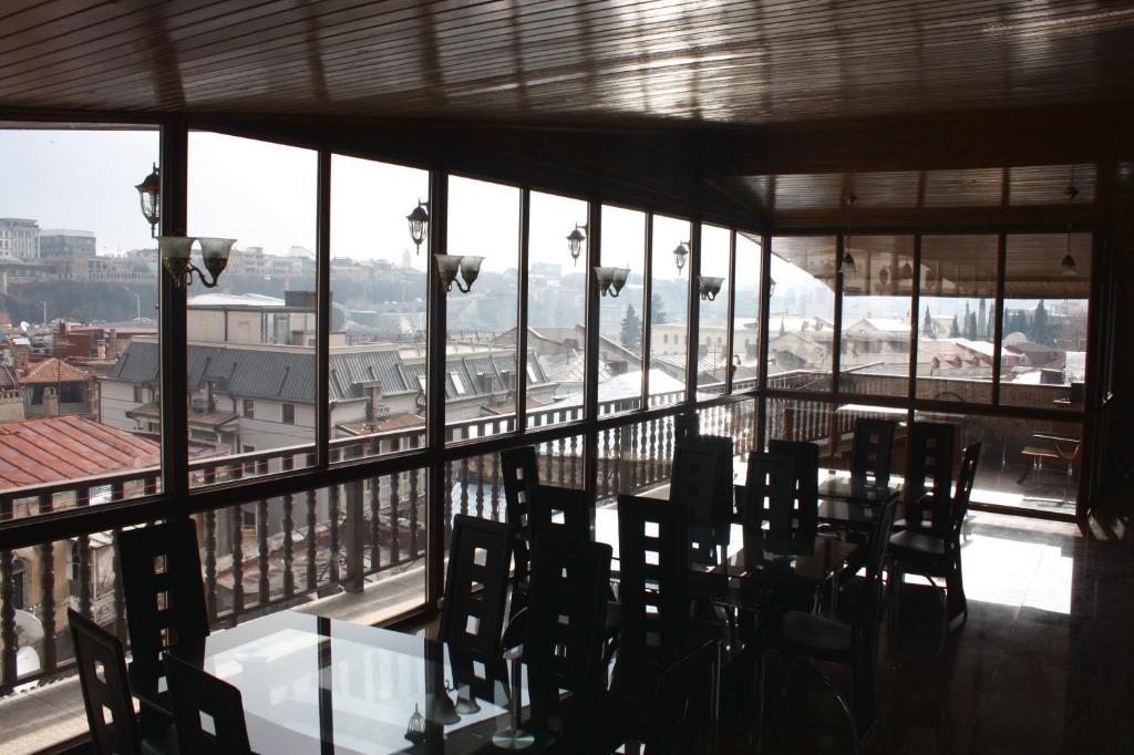 Babilina Hotel Tbilisi Buitenkant foto
