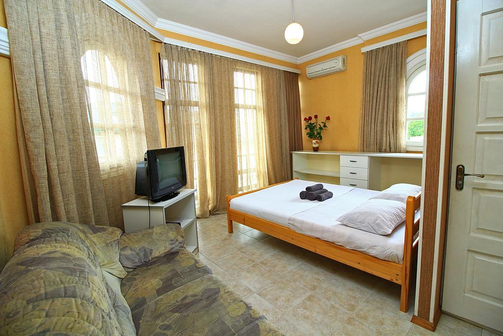 Babilina Hotel Tbilisi Buitenkant foto