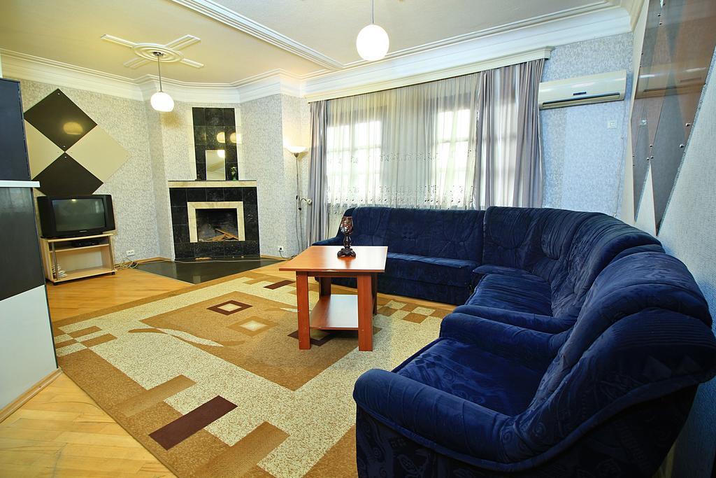 Babilina Hotel Tbilisi Buitenkant foto