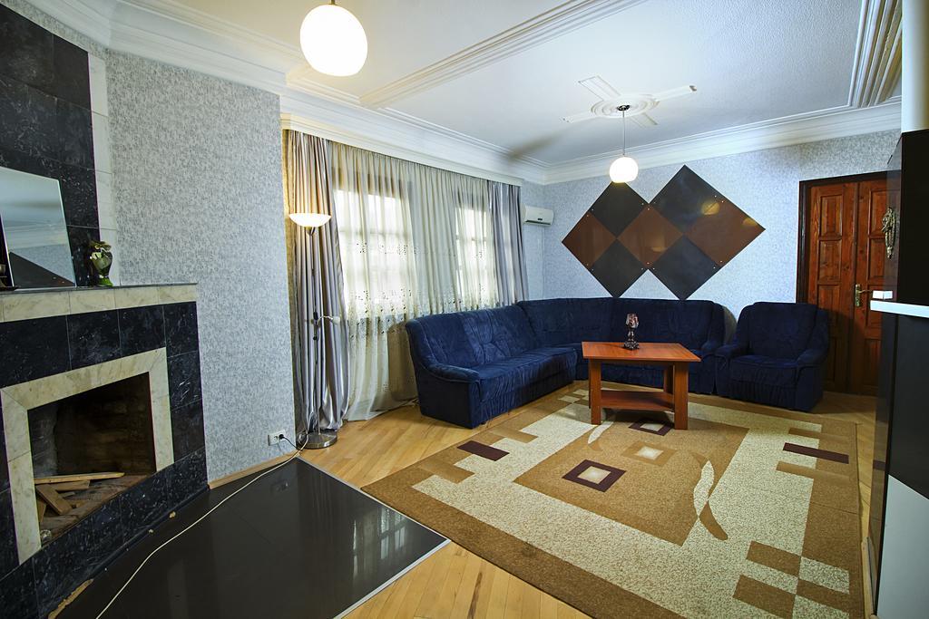 Babilina Hotel Tbilisi Buitenkant foto