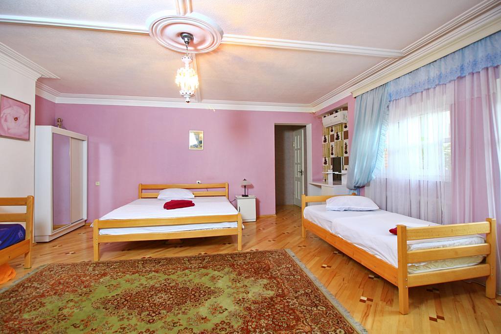 Babilina Hotel Tbilisi Buitenkant foto