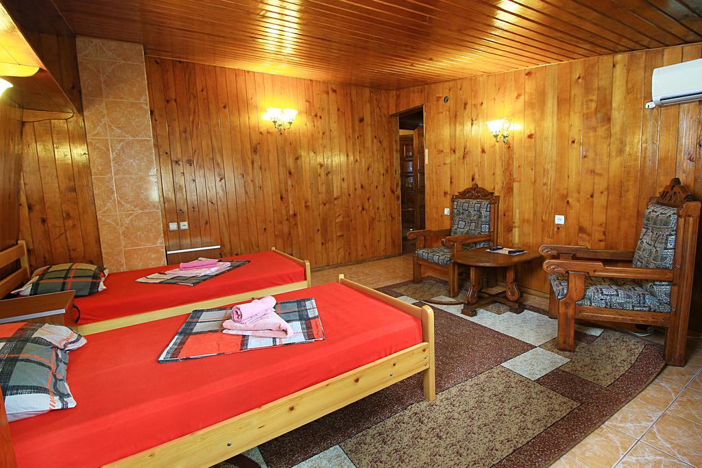 Babilina Hotel Tbilisi Buitenkant foto
