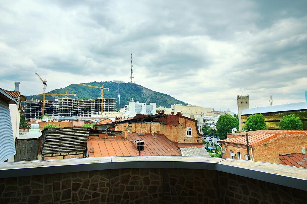 Babilina Hotel Tbilisi Buitenkant foto