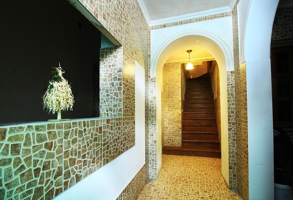 Babilina Hotel Tbilisi Buitenkant foto